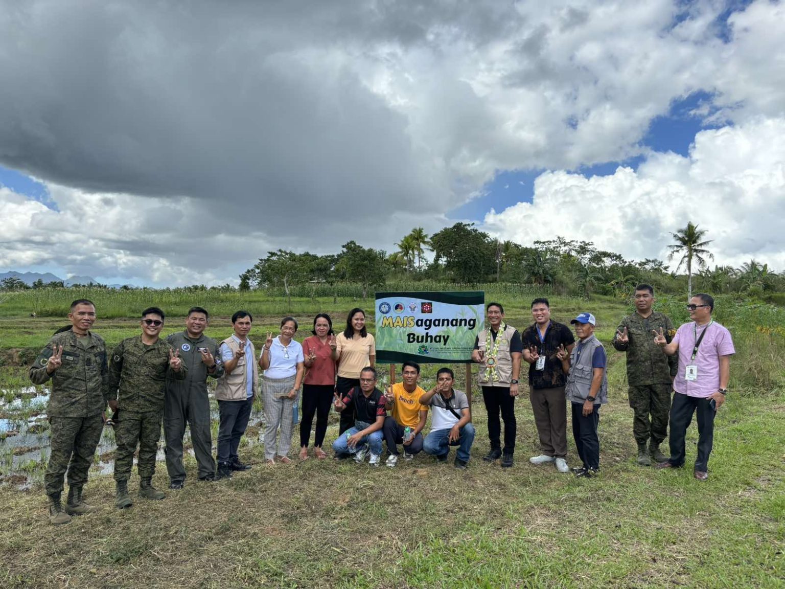 DA-IE, PRLEC, 8th Civil-Military Operations Battalion launch agri-fishery projects in Samar