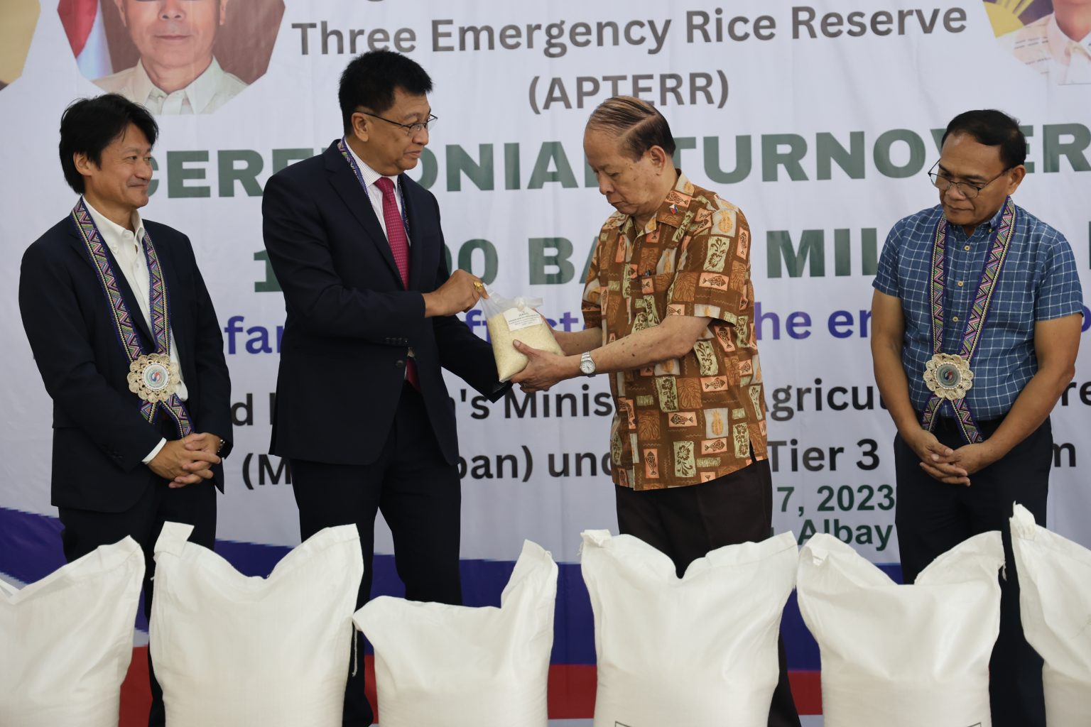 DA, DSWD accept 300MT rice donation from Japan for Mayon-affected families