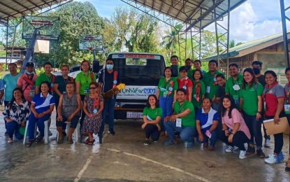NoCot farmers group gets P600-K hauling truck from DAR