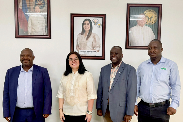 Zimbabwe delegation studies Ilocos tobacco industry for research collaboration