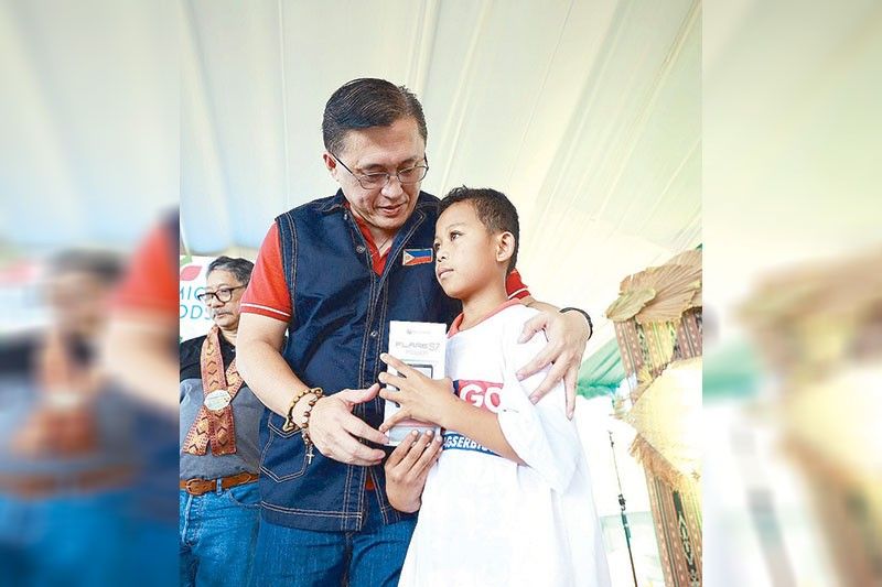 Go aids Davao Oriental farmers