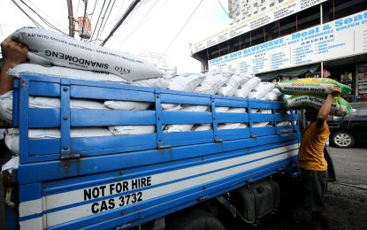 Rice tariff reduction may slash prices by as much as P6 per kilo