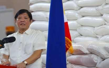 Marcos optimistic early palay harvest to reduce rice prices